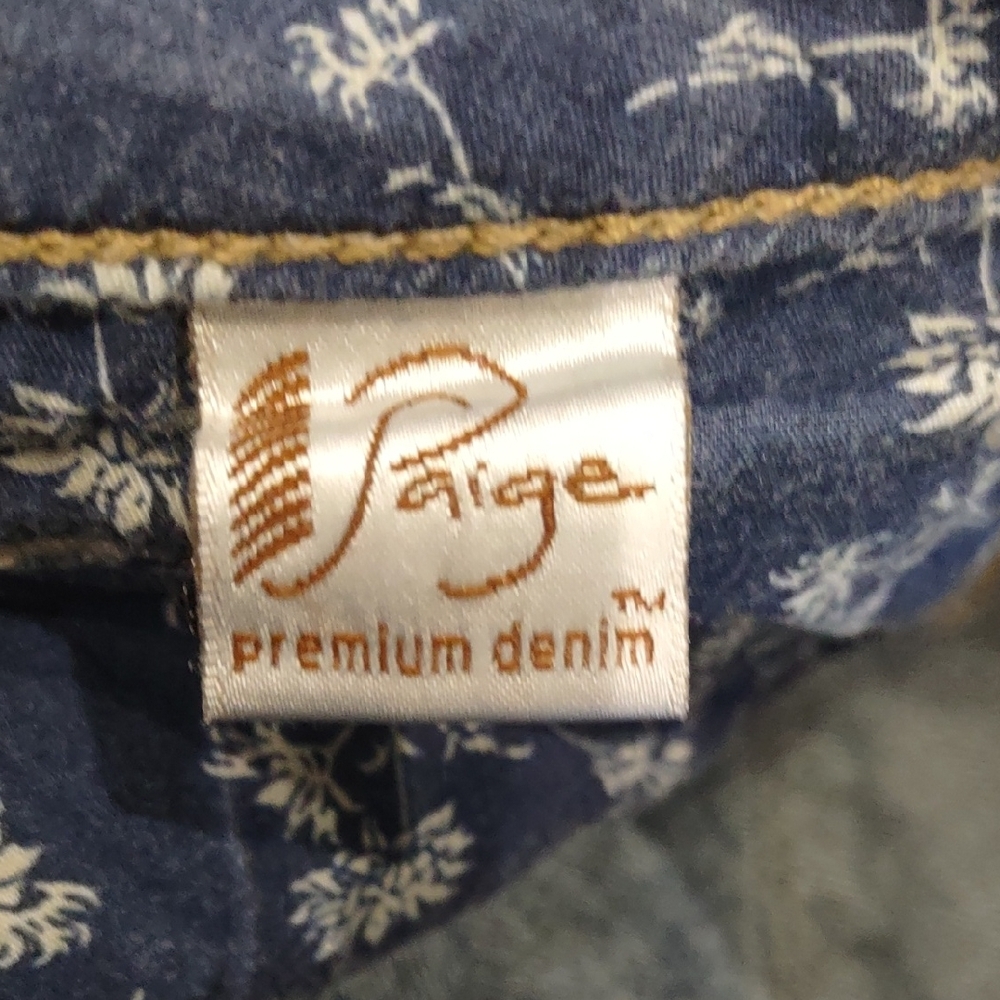PAIGE Classic Blue Women's Jeans - Picture 10 of 17
